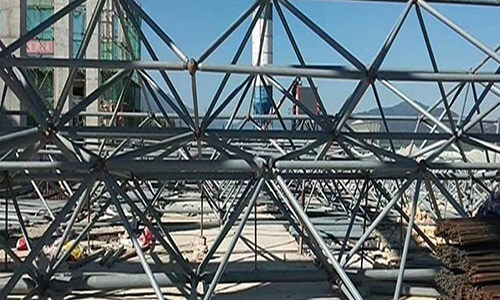 新疆螺栓球网架的施工要求